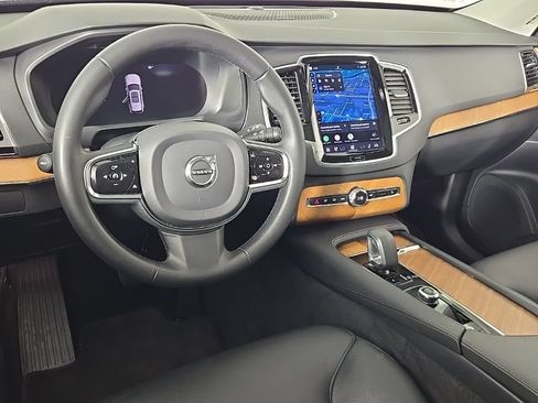 Certified 2023 Volvo XC90 B6 Plus AWD/4WD image 21