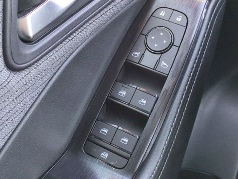 Used 2023 Nissan Rogue SV image 22