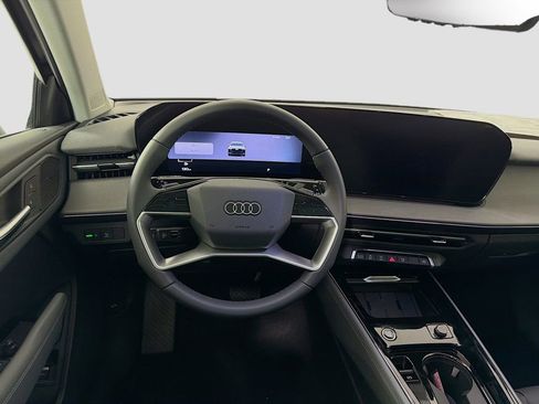 New 2026 Audi Q3 quattro 2.0T AWD/4WD image 25