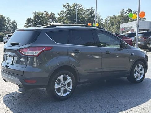 Used 2016 Ford Escape SE w/ Equipment Group 201A FWD image 6