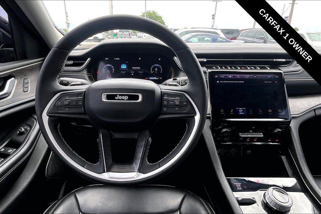 Used 2024 Jeep Grand Cherokee L Limited AWD/4WD image 14