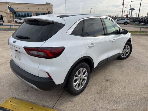 Certified 2024 Ford Escape Active image 11