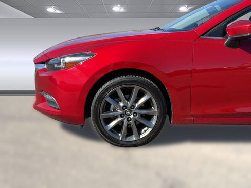 Used 2018 MAZDA MAZDA3 Touring FWD image 25