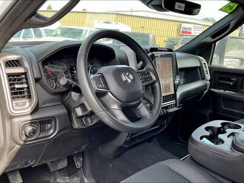 New 2025 RAM 3500 Tradesman image 32