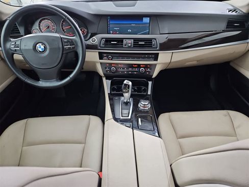Used 2011 BMW 528i Sedan image 15