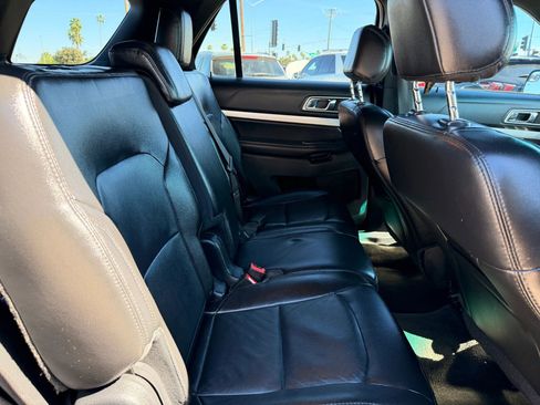 Used 2016 Ford Explorer XLT w/ Equipment Group 202A image 31