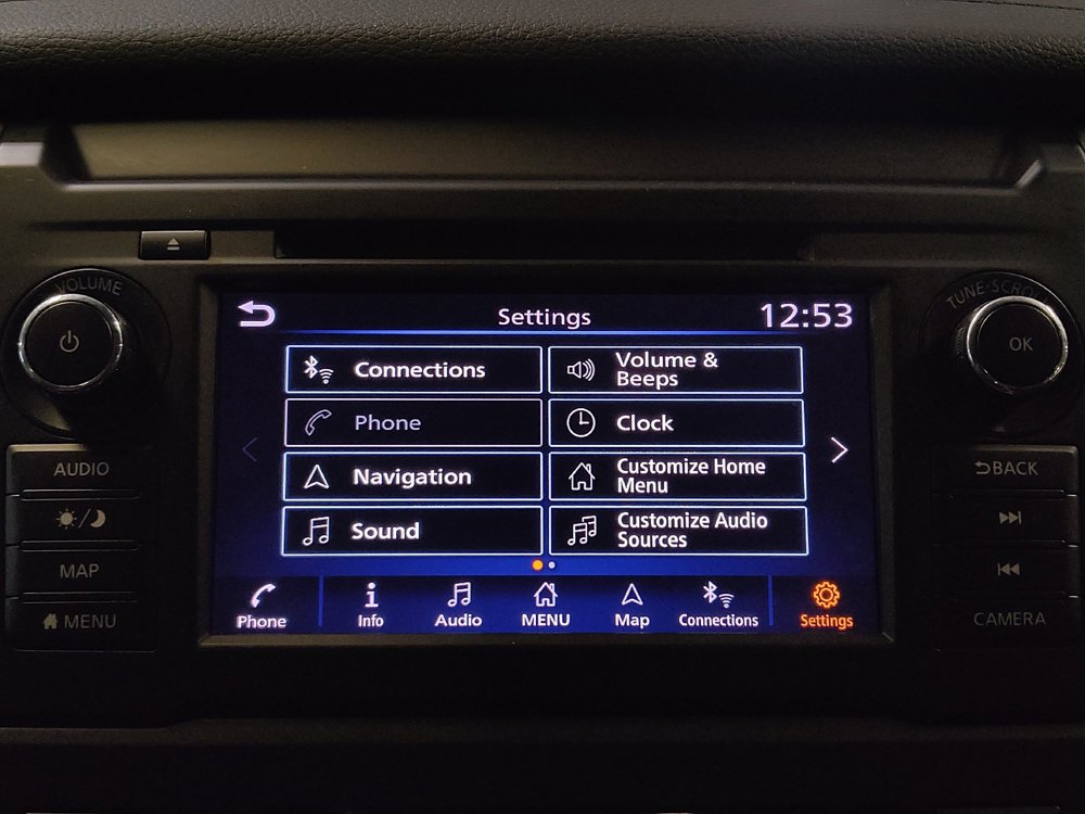 Used 2019 Nissan Titan SV w/ SV Convenience Package RWD image 25