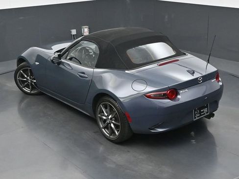 Used 2020 MAZDA MX-5 Miata Grand Touring RWD image 30
