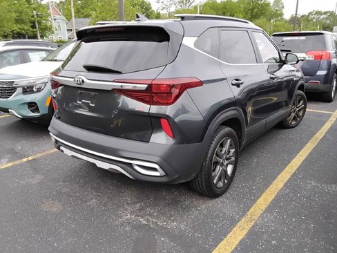 Used 2021 Kia Seltos S AWD/4WD image 12