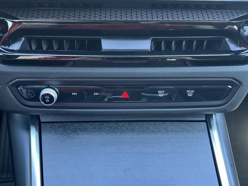 New 2026 BMW 330i Sedan w/ Premium Package image 6