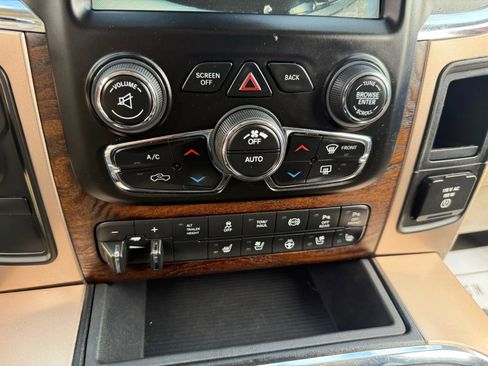 Used 2016 RAM 2500 Longhorn w/ Convenience Group image 12