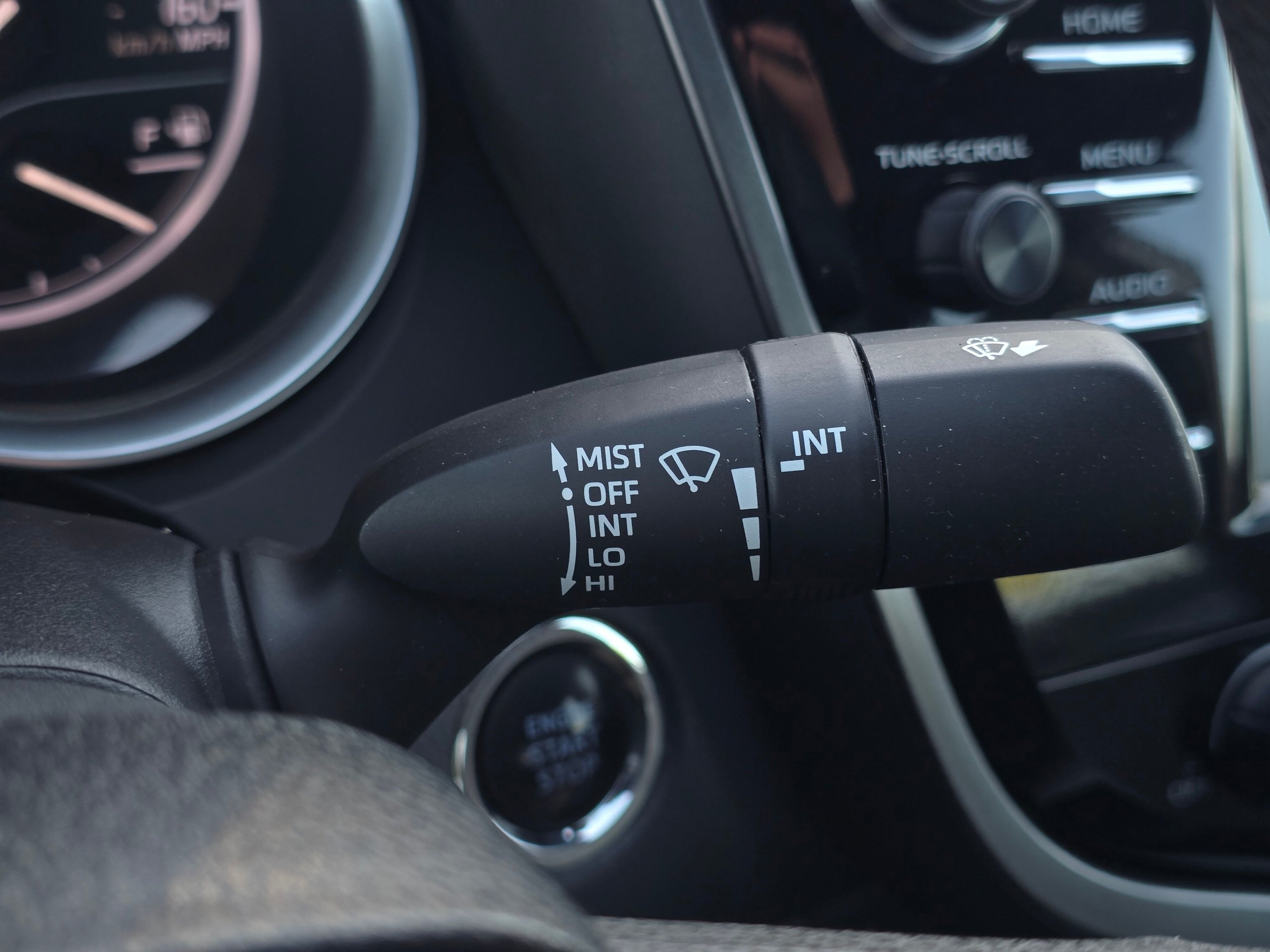Used 2018 Toyota Camry LE w/ Moonroof Package FWD image 37