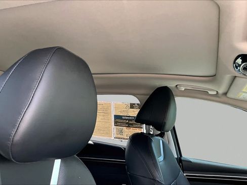 Used 2022 Hyundai Tucson Limited FWD image 14