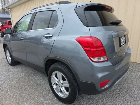 Used 2019 Chevrolet Trax LT w/ LT Convenience Package image 7