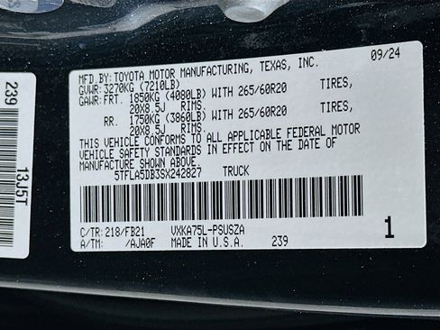 Used 2025 Toyota Tundra SR5 AWD/4WD image 12