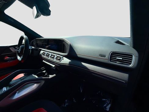 Used 2024 Mercedes-Benz GLE 53 AMG 4MATIC image 14