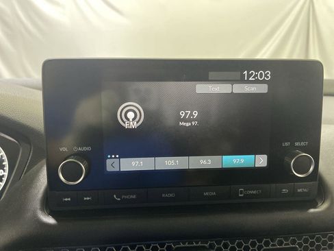 Used 2023 Honda HR-V Sport image 16