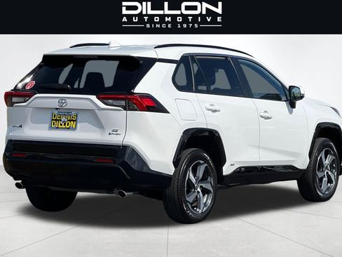 Used 2025 Toyota RAV4 SE AWD/4WD image 4
