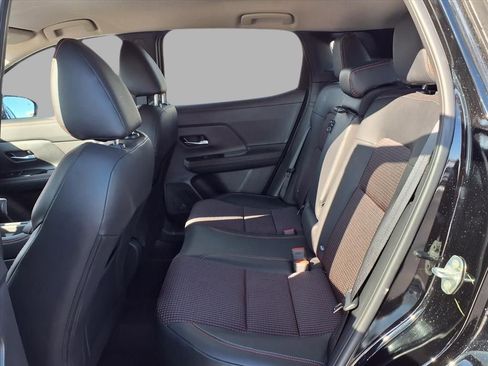 Certified 2025 Nissan Kicks SR w/ Interior Electronics Package image 21