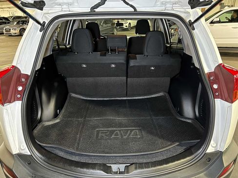 Used 2014 Toyota RAV4 XLE AWD/4WD image 16