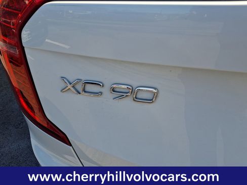 Certified 2023 Volvo XC90 B6 Core w/ Climate Package image 30