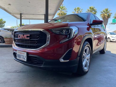 Used 2018 GMC Terrain SLE FWD image 4