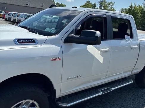 Used 2020 RAM 2500 Big Horn AWD/4WD image 2