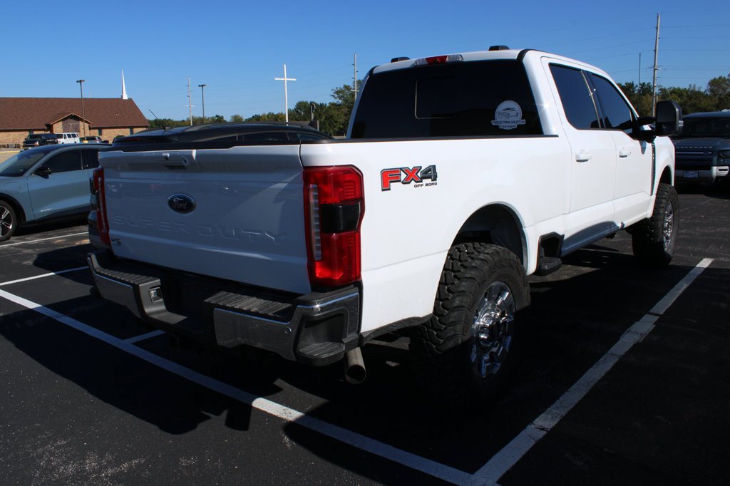 Used 2024 Ford F250 Lariat w/ FX4 Off-Road Package AWD/4WD image 5