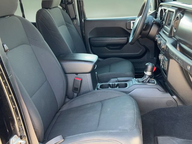 Used 2023 Jeep Wrangler Unlimited Sport AWD/4WD image 16