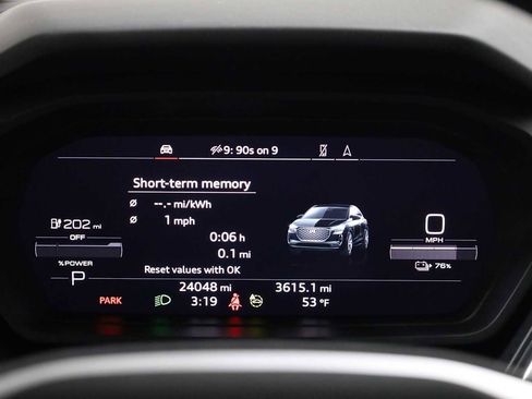 Used 2023 Audi Q4 e-tron Premium Plus image 22