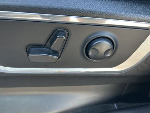 Used 2023 RAM 1500 Laramie image 33