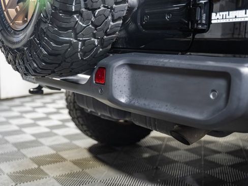 Used 2020 Jeep Wrangler Unlimited Sahara image 8