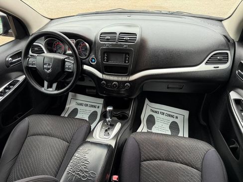 Used 2013 Dodge Journey SE image 22