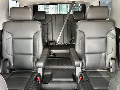 Used 2018 GMC Yukon SLT w/ Open Road Package RWD image 21