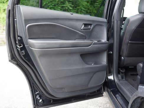 Used 2022 Honda Passport TrailSport image 25