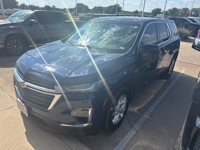 Used 2023 Chevrolet Traverse LS