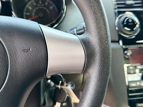 Used 2007 Saturn Sky image 28