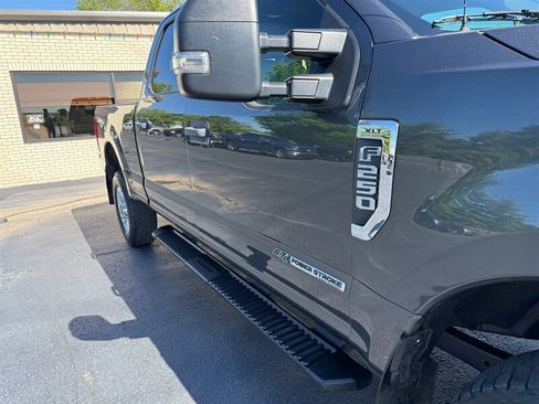 Used 2018 Ford F250 XLT w/ XLT Value Package AWD/4WD image 28