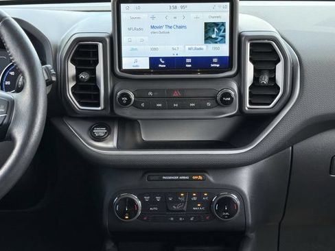 Used 2022 Ford Bronco Sport Outer Banks AWD/4WD image 18