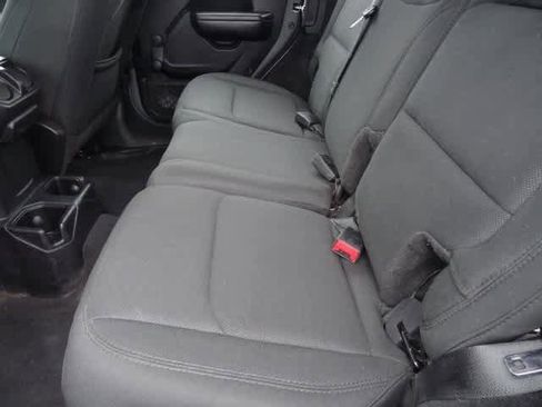 Used 2019 Jeep Wrangler Unlimited Sport image 21