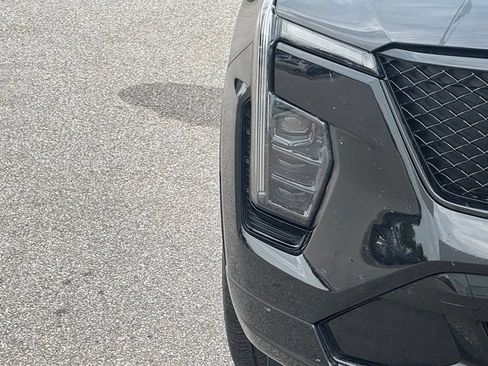 Used 2024 Cadillac XT4 Sport FWD image 10