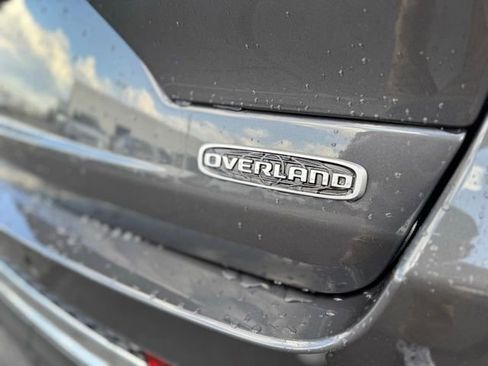 New 2025 Jeep Grand Cherokee Overland w/ Luxury Tech Group IV image 10