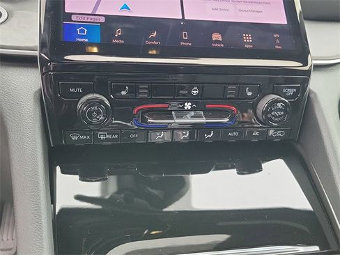 New 2025 Jeep Grand Cherokee L Limited w/ Trailer Tow Package image 19