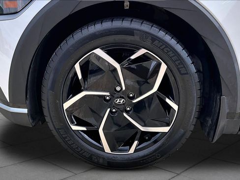 Certified 2024 Hyundai Ioniq 5 SEL image 9