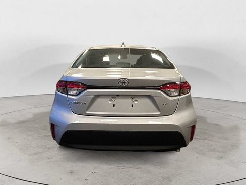 Used 2024 Toyota Corolla LE FWD image 4