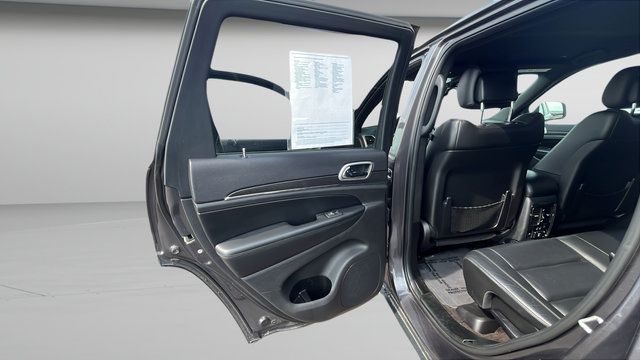Used 2018 Jeep Grand Cherokee Limited AWD/4WD image 20