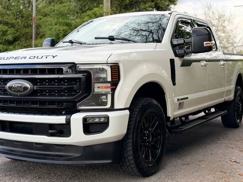 Used 2020 Ford F250 Lariat image 1