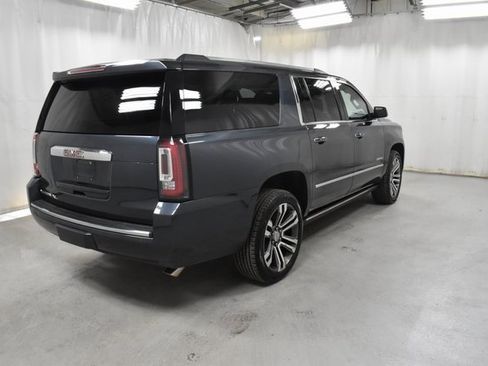Used 2019 GMC Yukon XL Denali w/ Denali Ultimate Package image 5