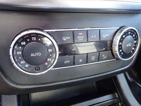 Used 2015 Mercedes-Benz ML 350 4MATIC image 19