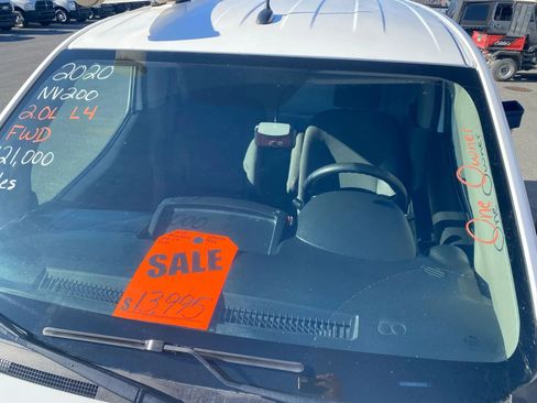 Used 2020 Nissan NV200 S image 4